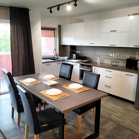 Lotus Area On Apartment Oradea Luaran gambar