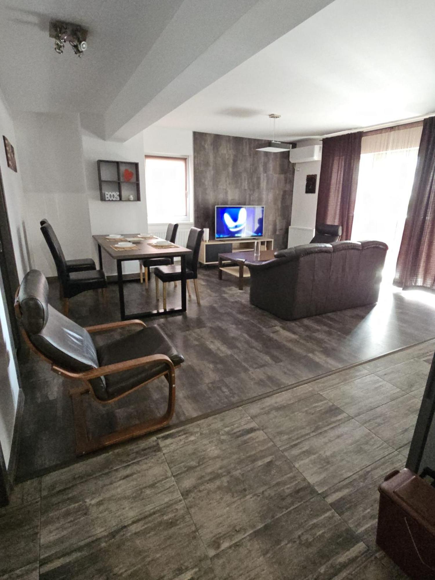 Lotus Area On Apartment Oradea Luaran gambar