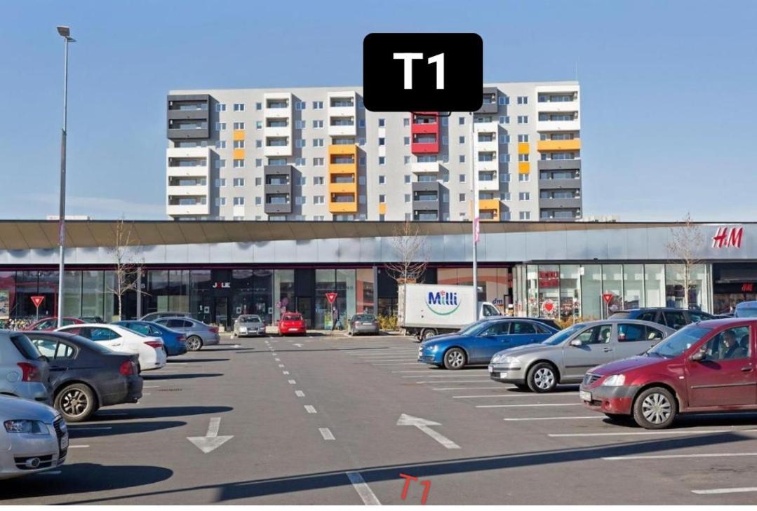 Lotus Area On Apartment Oradea Luaran gambar